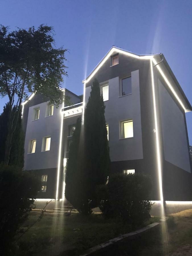 Werftstrasse 9A Aparthotel Kiel Exterior photo